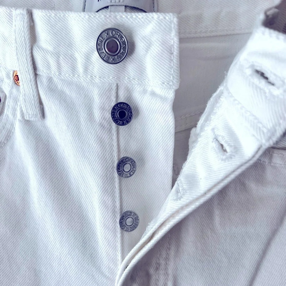 Re/done new with tags size 23 white destroyed 70’s stove pipe cropped jeans - Picture 10 of 14